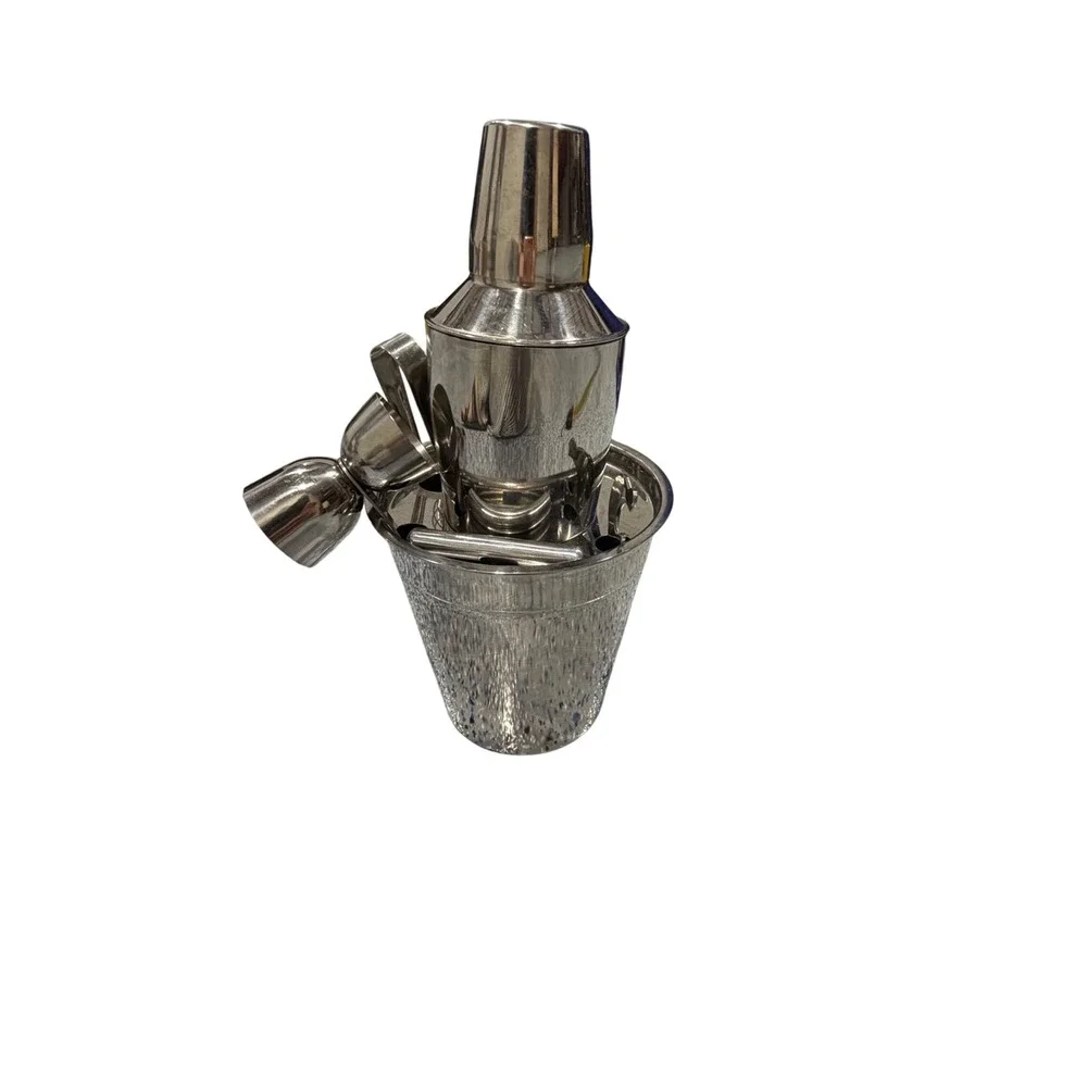 Stainless Steel Barware Set Cocktail Shaker Ice Bucket Jigger Strainer 8 Piece